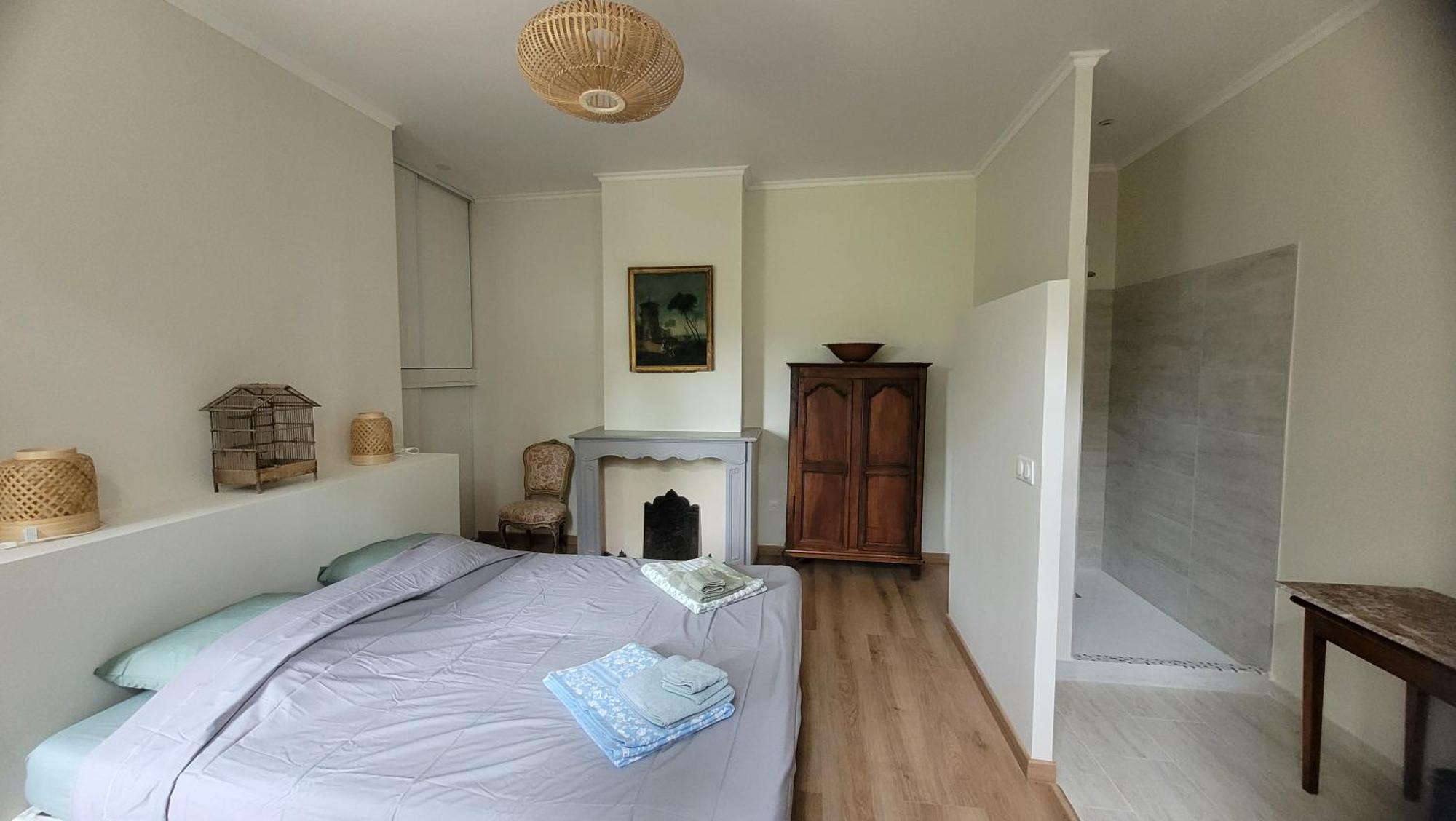 La Pinede, Logement Privatif Au Chateau Aumes ภายนอก รูปภาพ