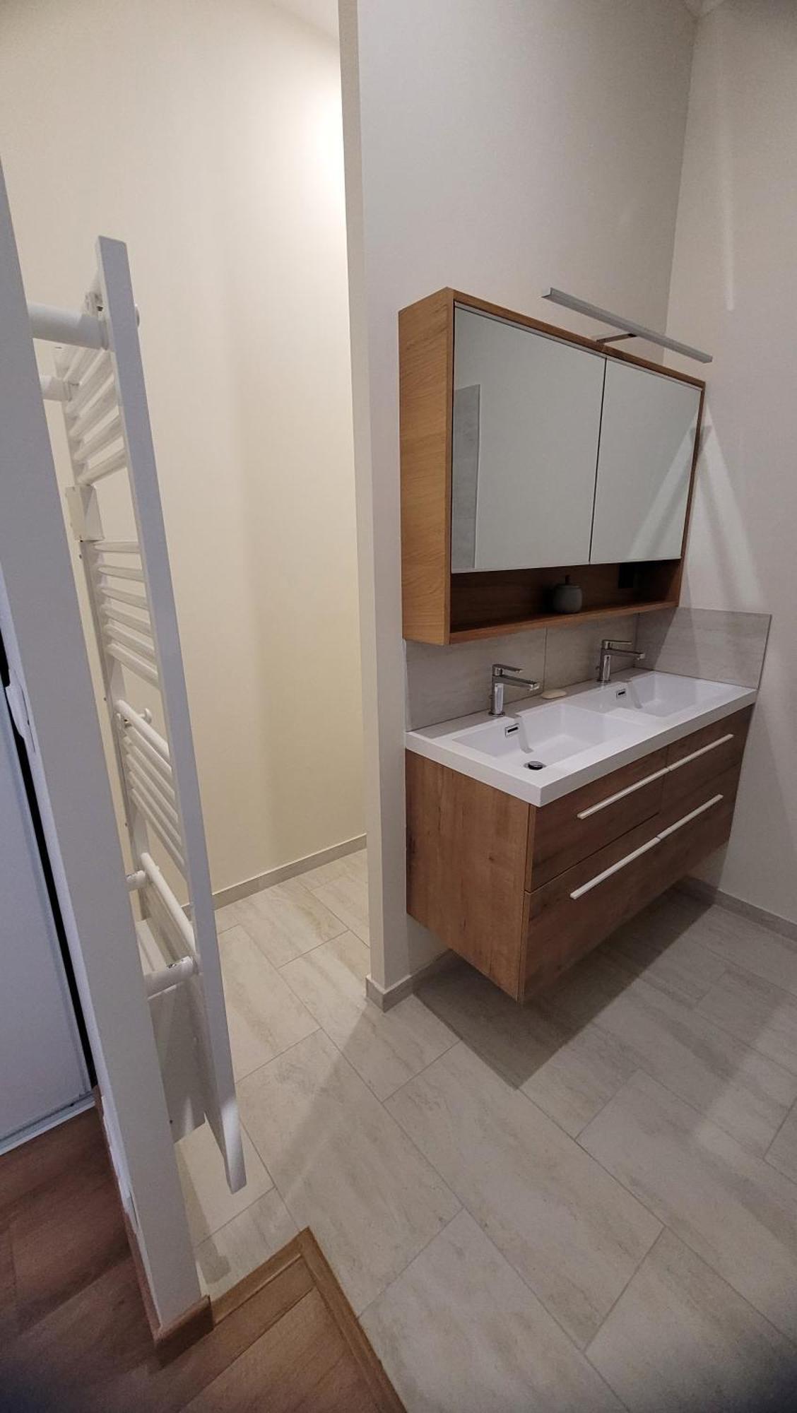 La Pinede, Logement Privatif Au Chateau Aumes ภายนอก รูปภาพ