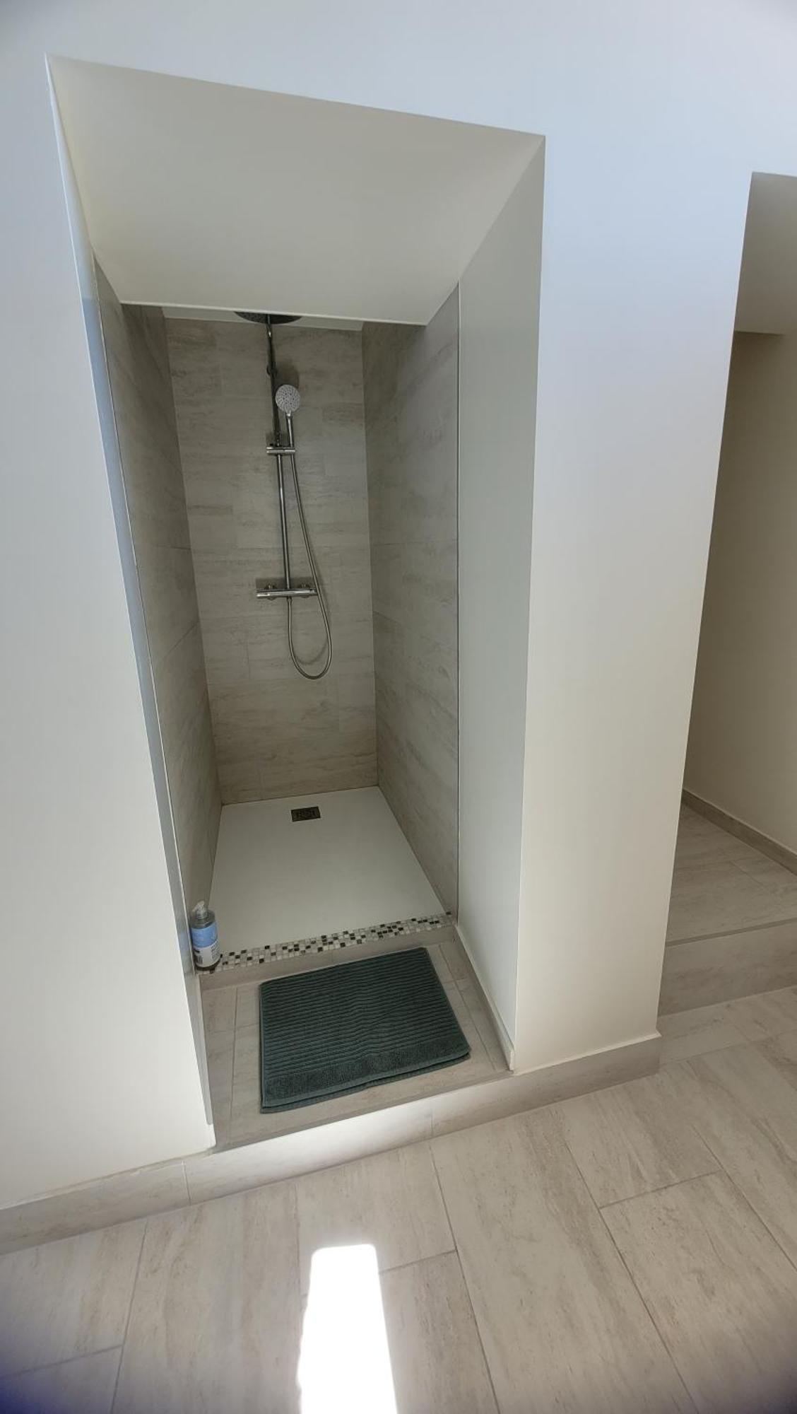 La Pinede, Logement Privatif Au Chateau Aumes ภายนอก รูปภาพ